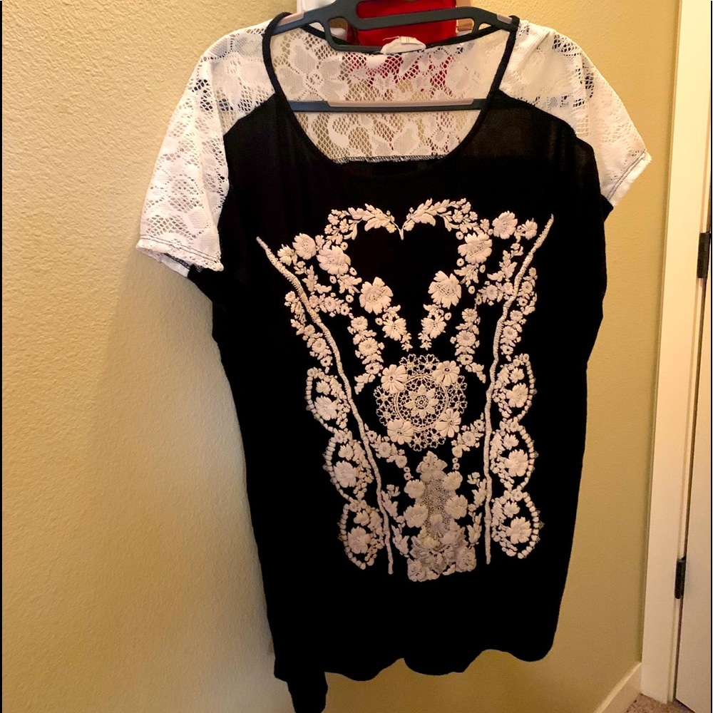 Carol Rose woman’s shirt